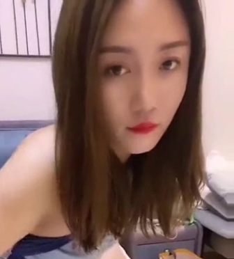 免费百度云丝袜诱惑小语互动合集1V315M,双层压缩,永久连接