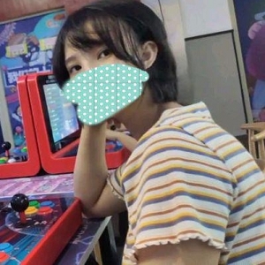 百度盘甜美侄女游游双面生活合集13V3.22G，三人游精彩不断