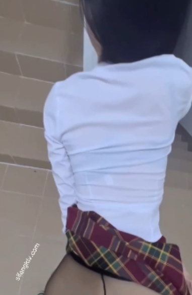 精品百度盘清纯妹子楼梯间互动合集1V876M，绝美诱惑身材，分卷压缩下载