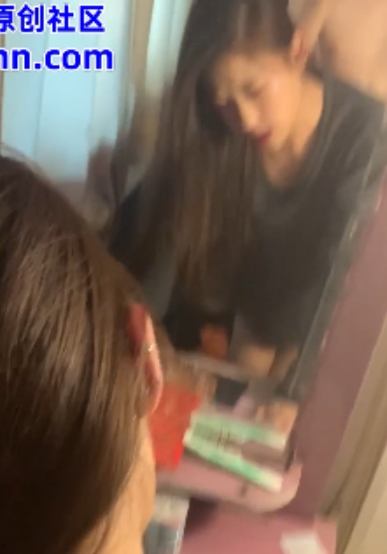 优质情侣私拍泄密合集7V166M，镜子前自拍推车润滑蜜桃臀，百度盘解压观看