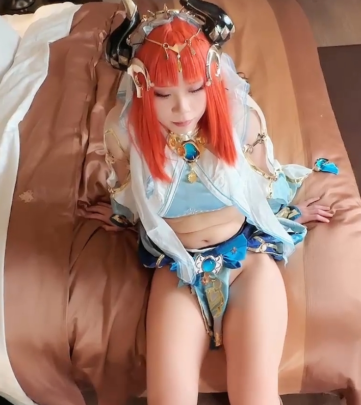 自行打包百度盘Tokar妮露cos合集2V2.17G,在线解压请勿使用