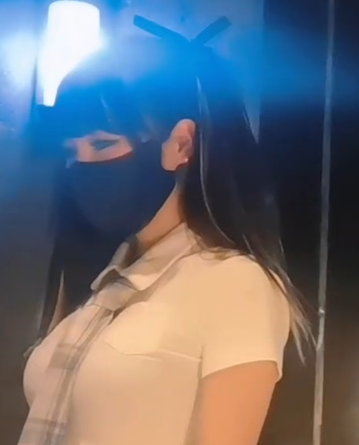 盲盒分享百度盘黑丝VIP合集9V2G，互动自娱自乐