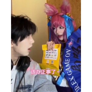 [抖音]百万网红藤原yuki二次元合集7V376MB，精彩cosplay与新品展示