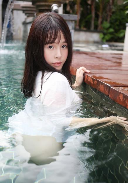 直播平台sifangtv清纯小湿妹妮妮与土豪爸爸成功会晤合集11部8.6G，笑点满满