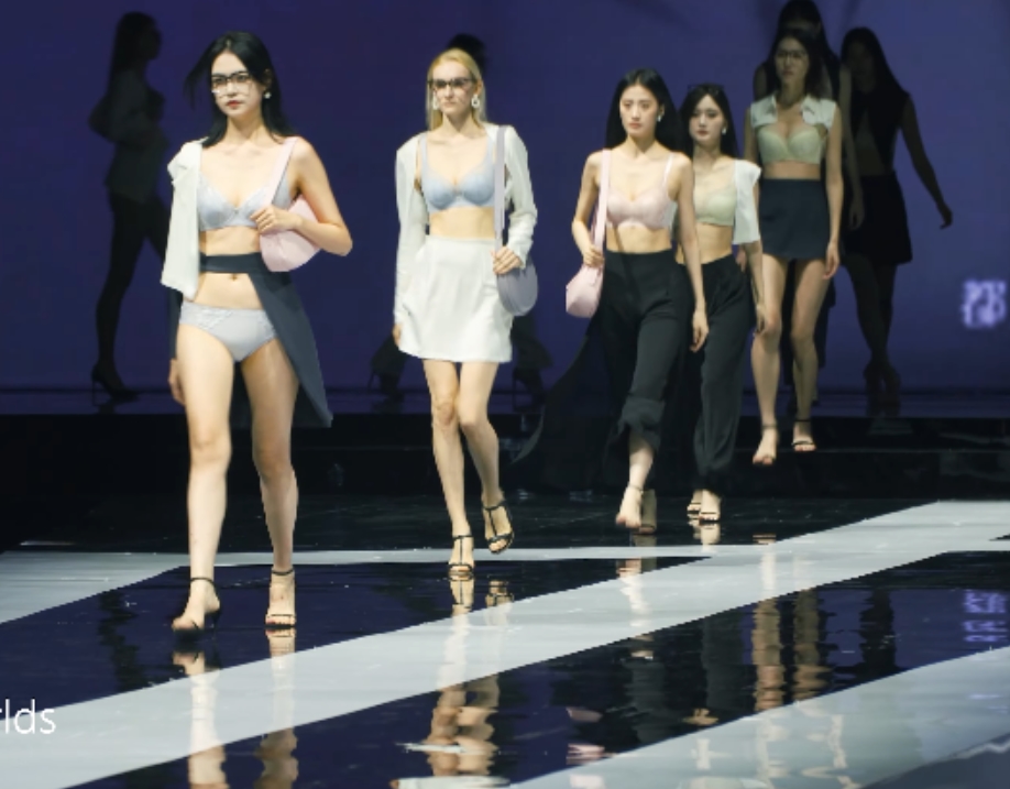 自拍紧实热秀15部合集4.7G