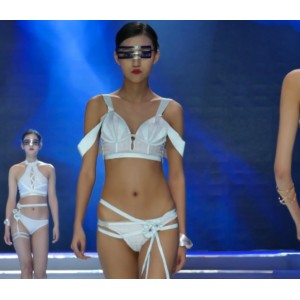 自拍紧实热秀15部合集4.7G