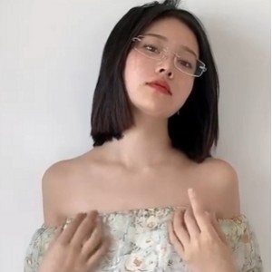 ins模特年年全见作品104部32G超大放送