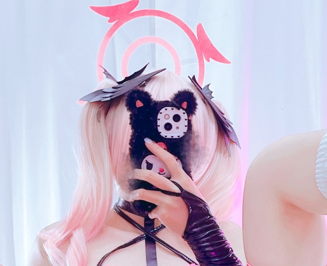 快播Ayame胶衣舔屏合集32v1.95g浴室玩水有凸点关键数据：校服拉链卡作品段20部