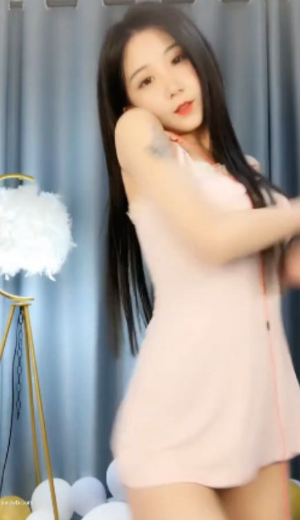 花椒涵老师12部热舞合集4.62G惹火舞姿