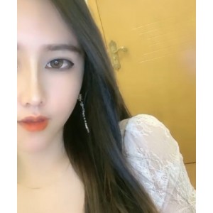 蜜桃臀女神桔梗UIIU定制视频1V4.5G童颜大球