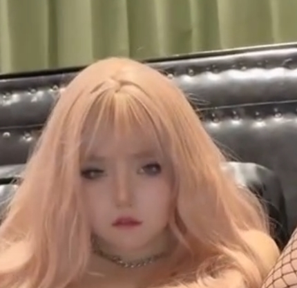 小怪兽私拍滴蜡Play绝密展示1V388M放飞自我