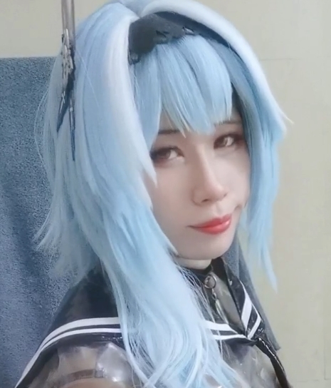 推特大香肠伪娘eritablezx22coser开车合集215部75G硬盘顶不住