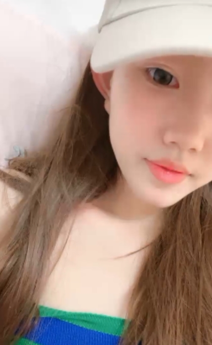 18.4G乔乔妹妹双马尾眼镜萌妹抖音合集24部太嫩了