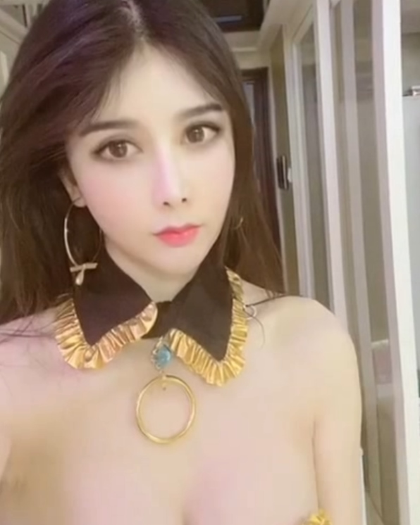 李丽莎有尺度互动合集58.7G秀人网131部优质身材