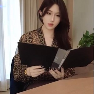 推特伪娘小樱合集6部2.8G优质珍藏