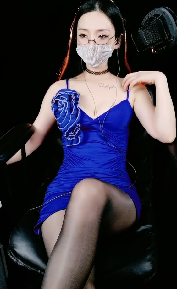 百媚暖暖粗口骚麦劲爆抖音合集10部20G