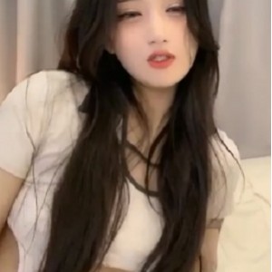 电臀女王抖馒头舞1部267M超顶