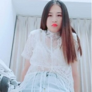 奶茶店小妹勾引顾客互动134部62G超感觉