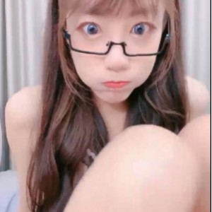 国服小怡反差视频50部32.9G优质珍藏