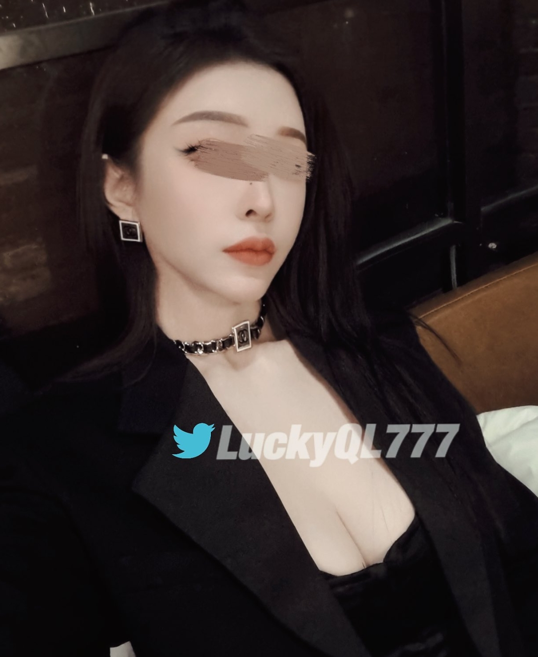 LuckyQL77737.9G某私密社群超带感私密合辑