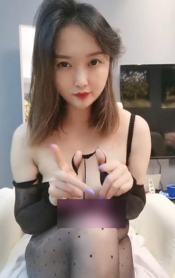 43.4G超勾人妖娆姐姐抖音丝袜直播合集29部