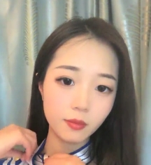 琳琳反差御姐1部1.05GB，某房放飞自我，眼镜妹太顶了