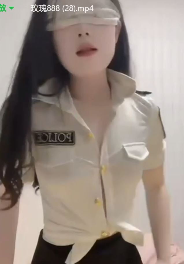 快手玫瑰888优质美妇有尺度道具私拍51V珍藏7.8G丰盈身段