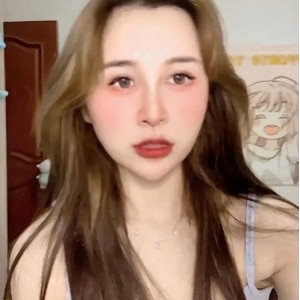云盘beauty高价反差女友日常互动50P59V4.9G太懂男人了