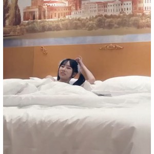 白丝双马尾妹子七天探花精品视频1部1.8G真带劲